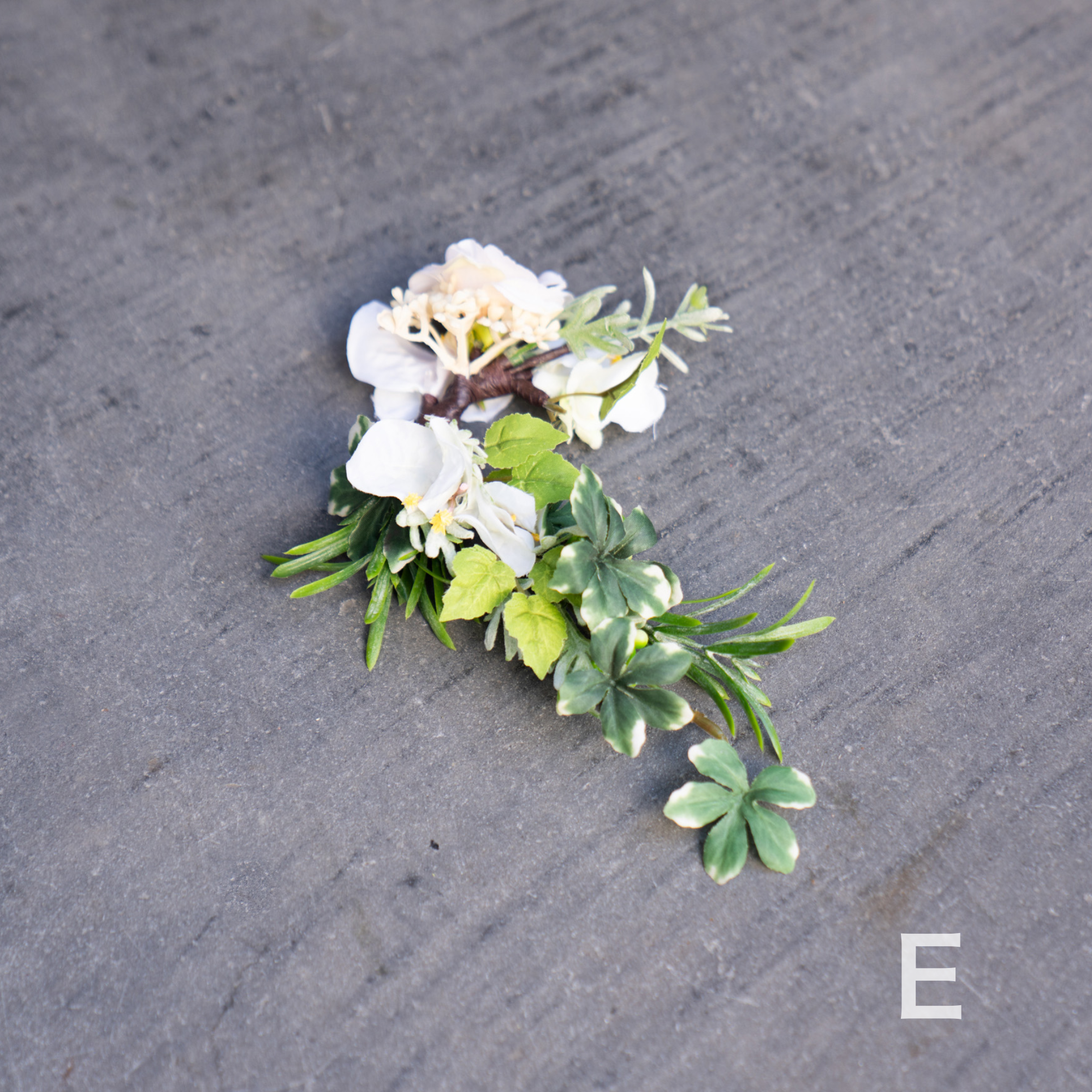 アーティフィシャルフラワーイヤーフック/イヤーカフ natural