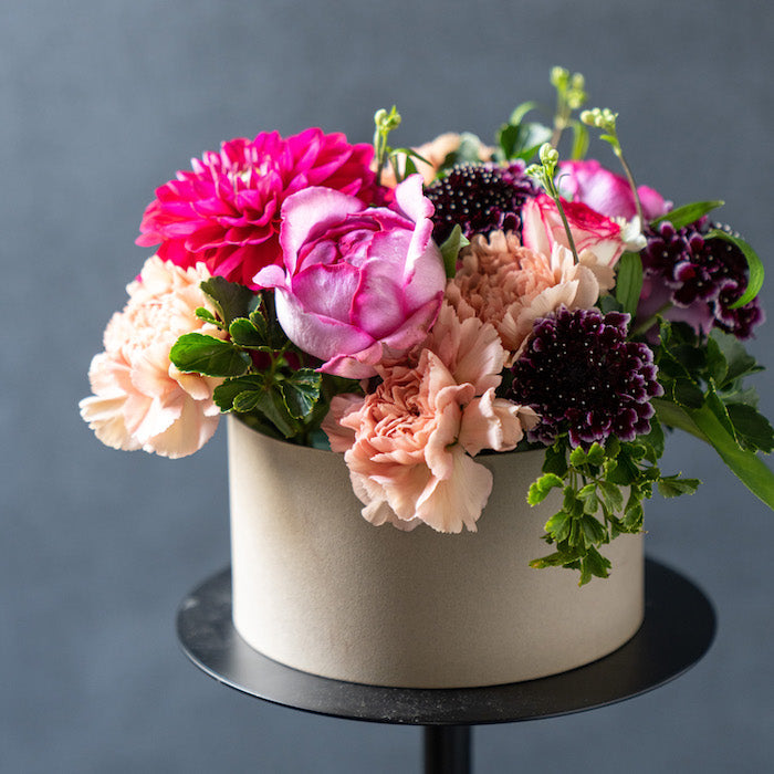 《母の日ギフトにおすすめ》Boxフラワーアレンジメント M-size