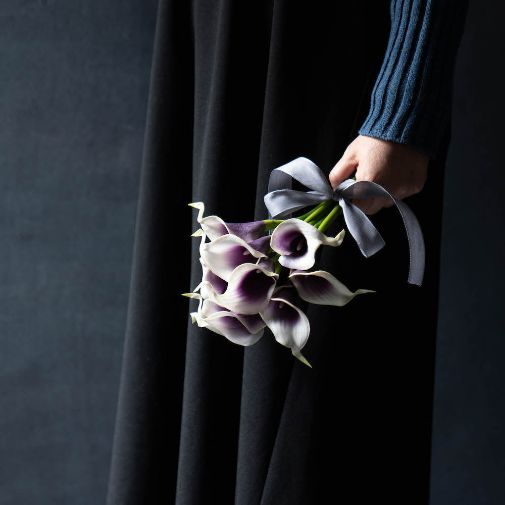 スタイリッシュなカラーブーケ