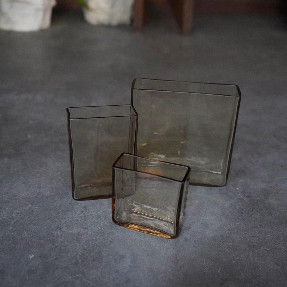スガハラガラス cube タン L-size