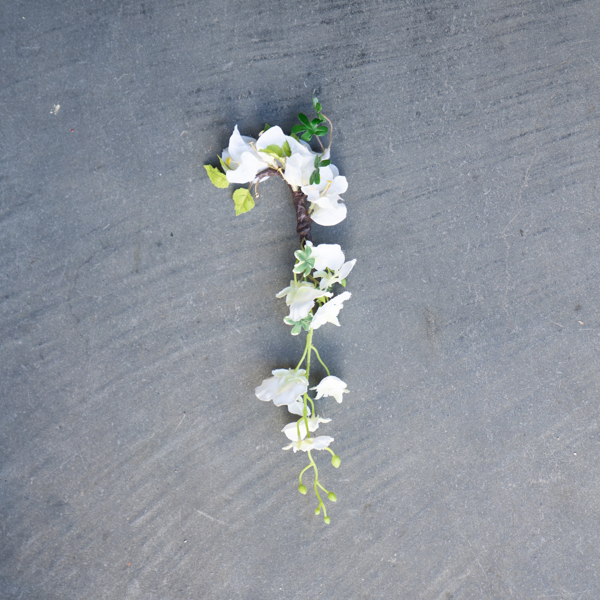 アーティフィシャルフラワーイヤーフック/イヤーカフ natural