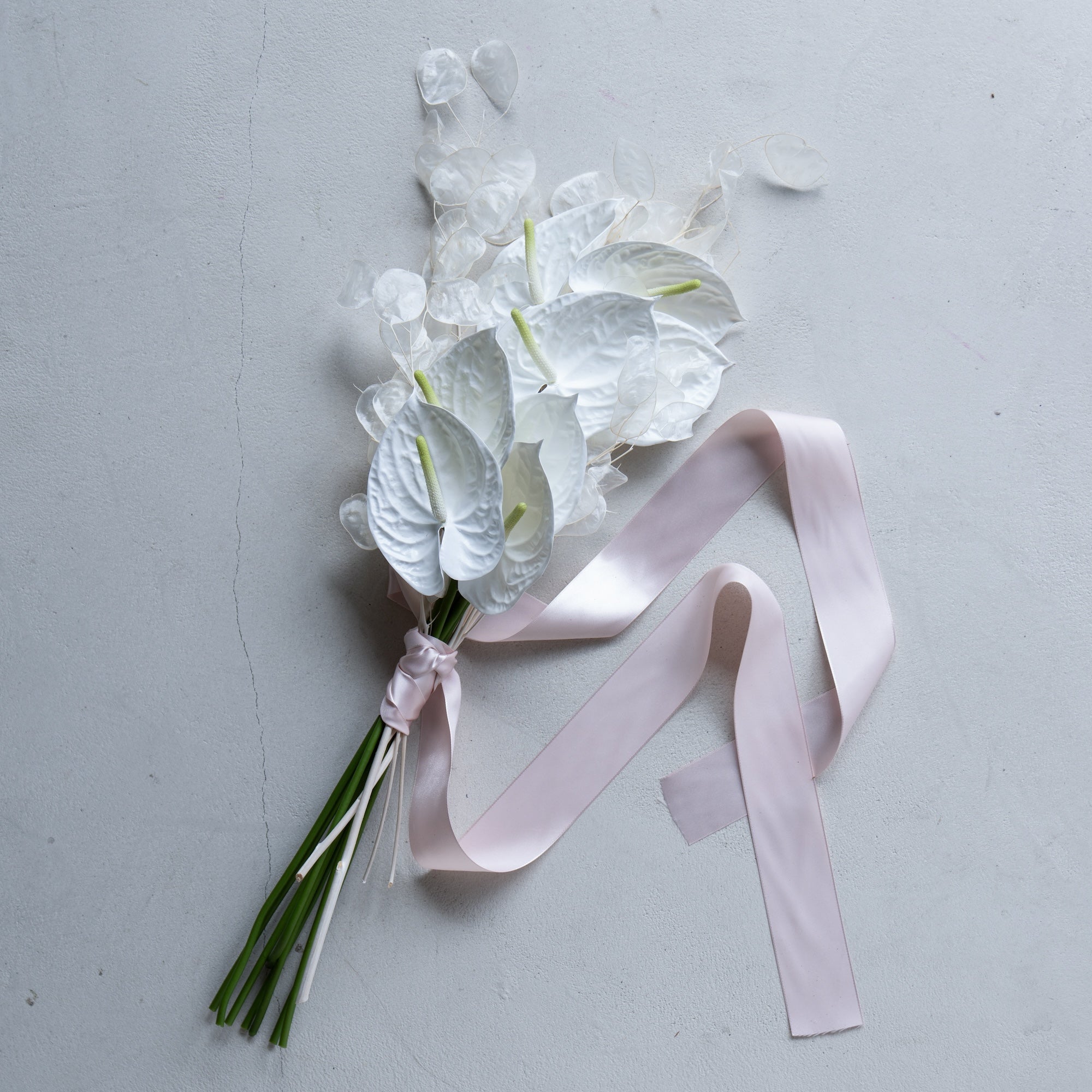 アンスリウムのホワイトブーケ