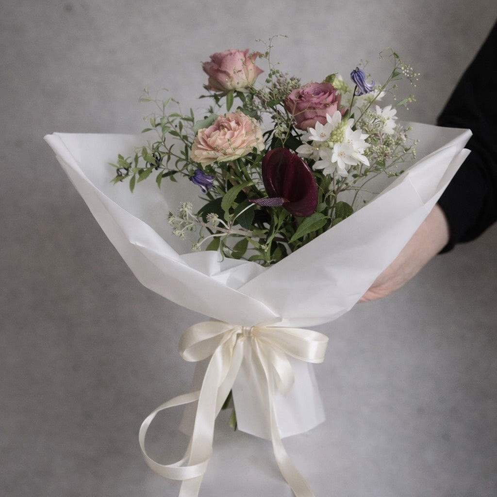 《母の日ギフトにおすすめ》 フラワーブーケ S-size