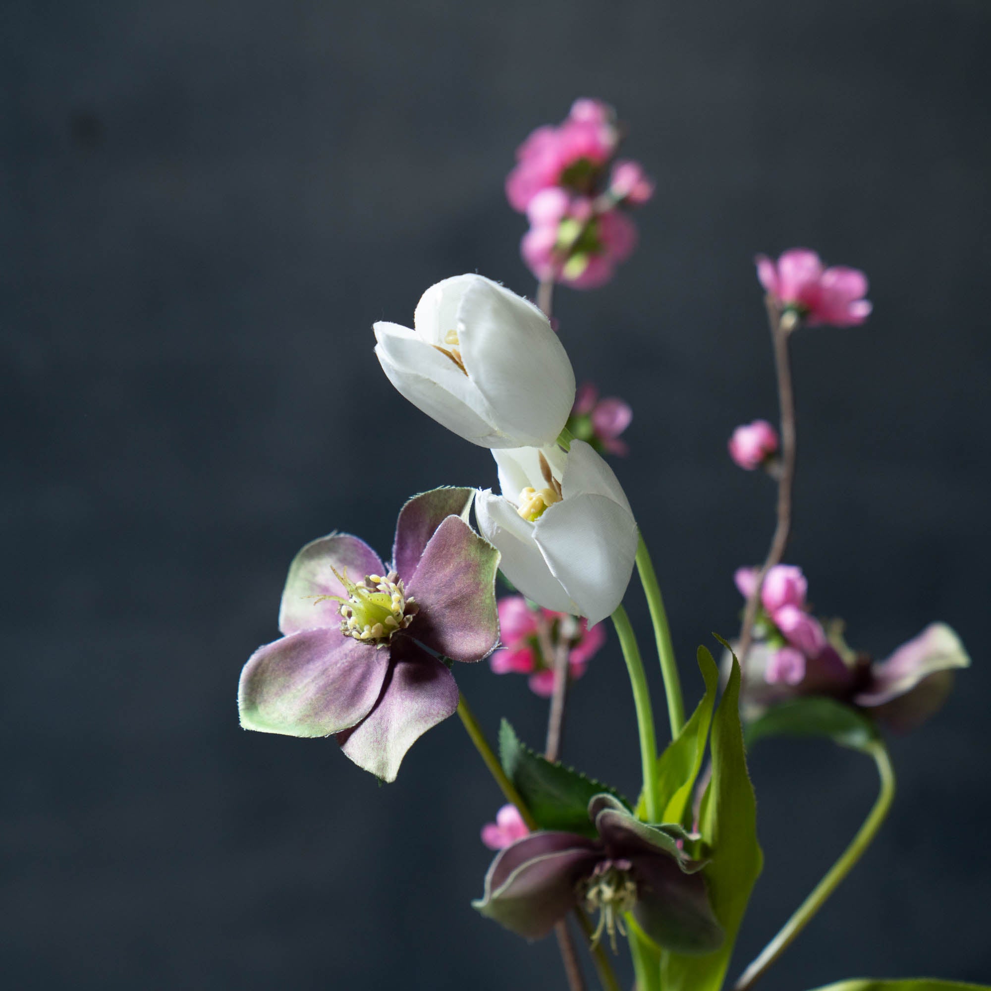 《桃の節句におすすめ》テラコッタ色のフラワーベース × 桃とチューリップのブーケSET