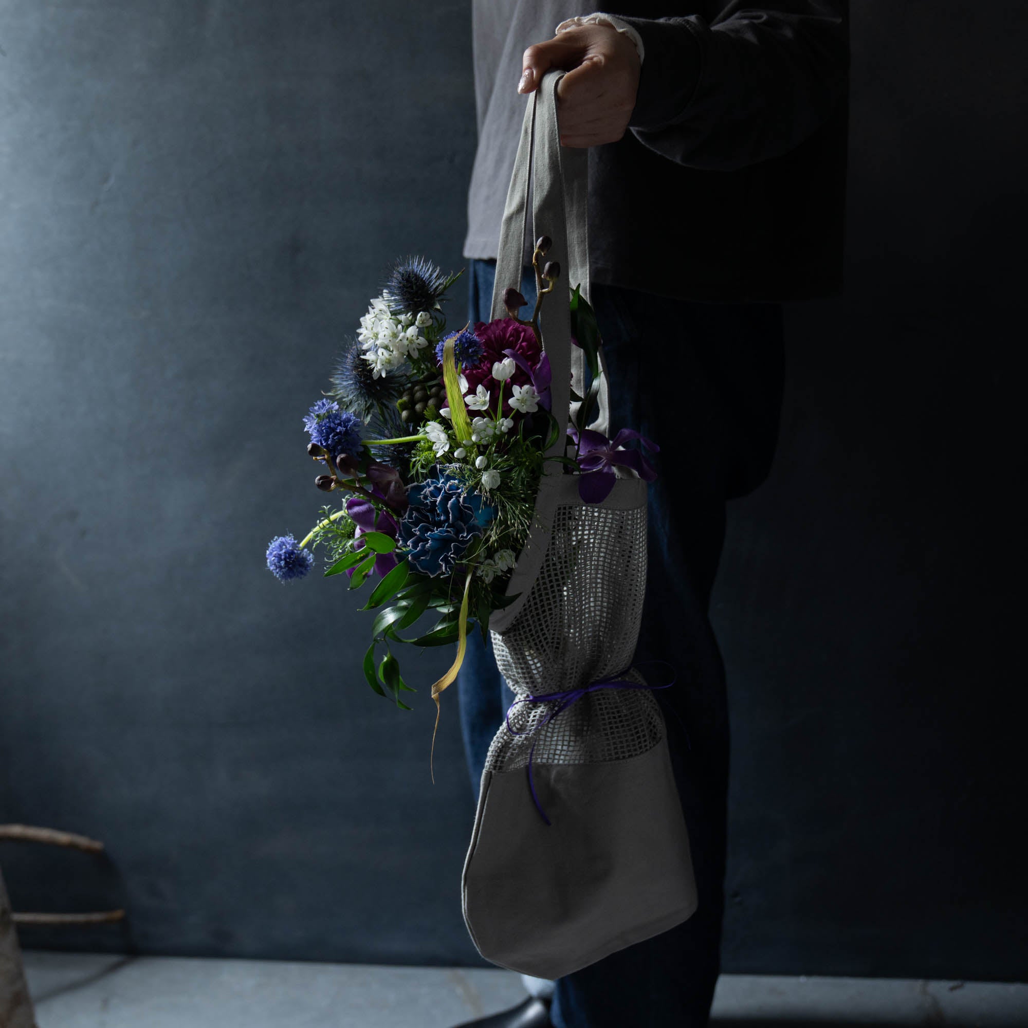 《母の日ギフトにおすすめ》コットンバッグ× 季節のおまかせ生花ブーケSET