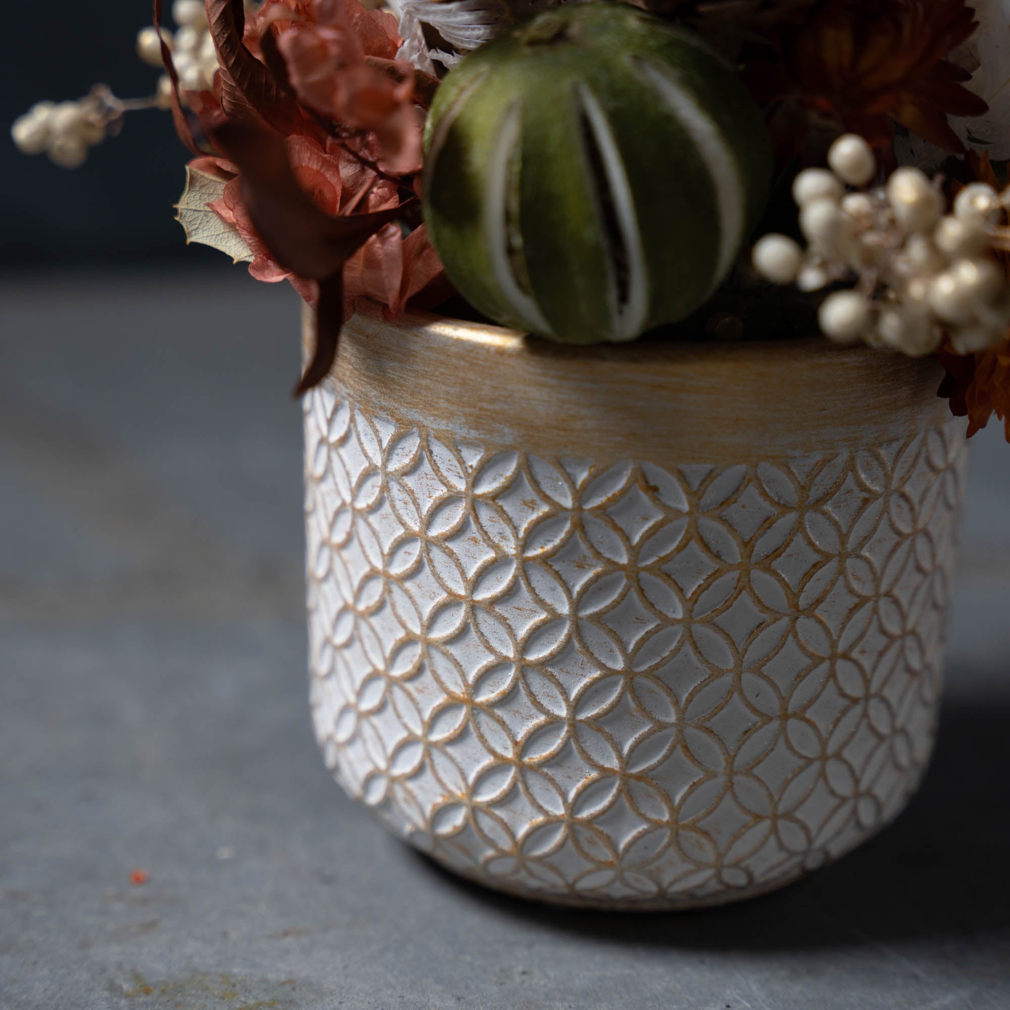 秋色のドライフラワーアレンジメント