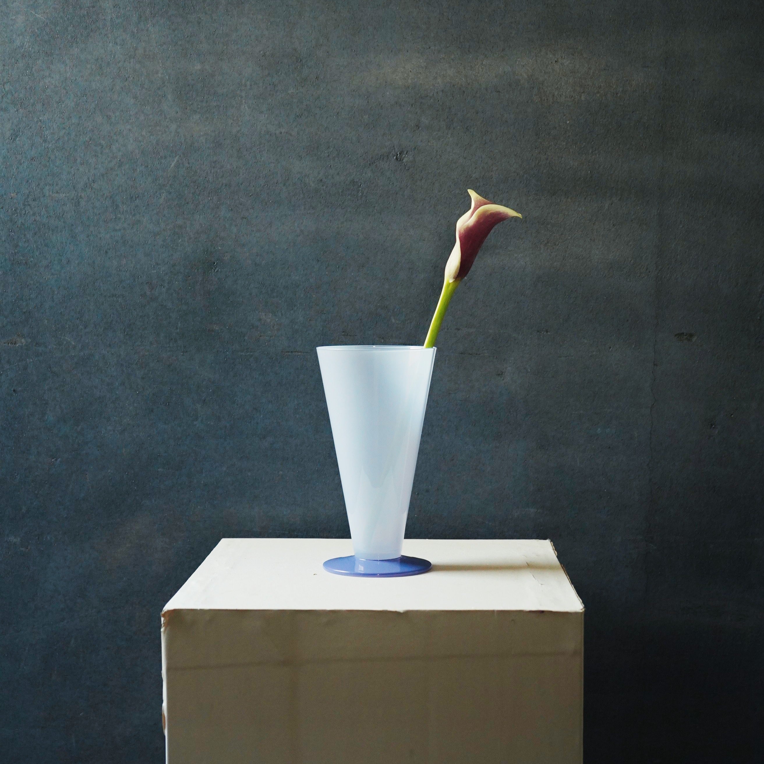 HAY Conial Vase / Small / Light blue and lavender blue