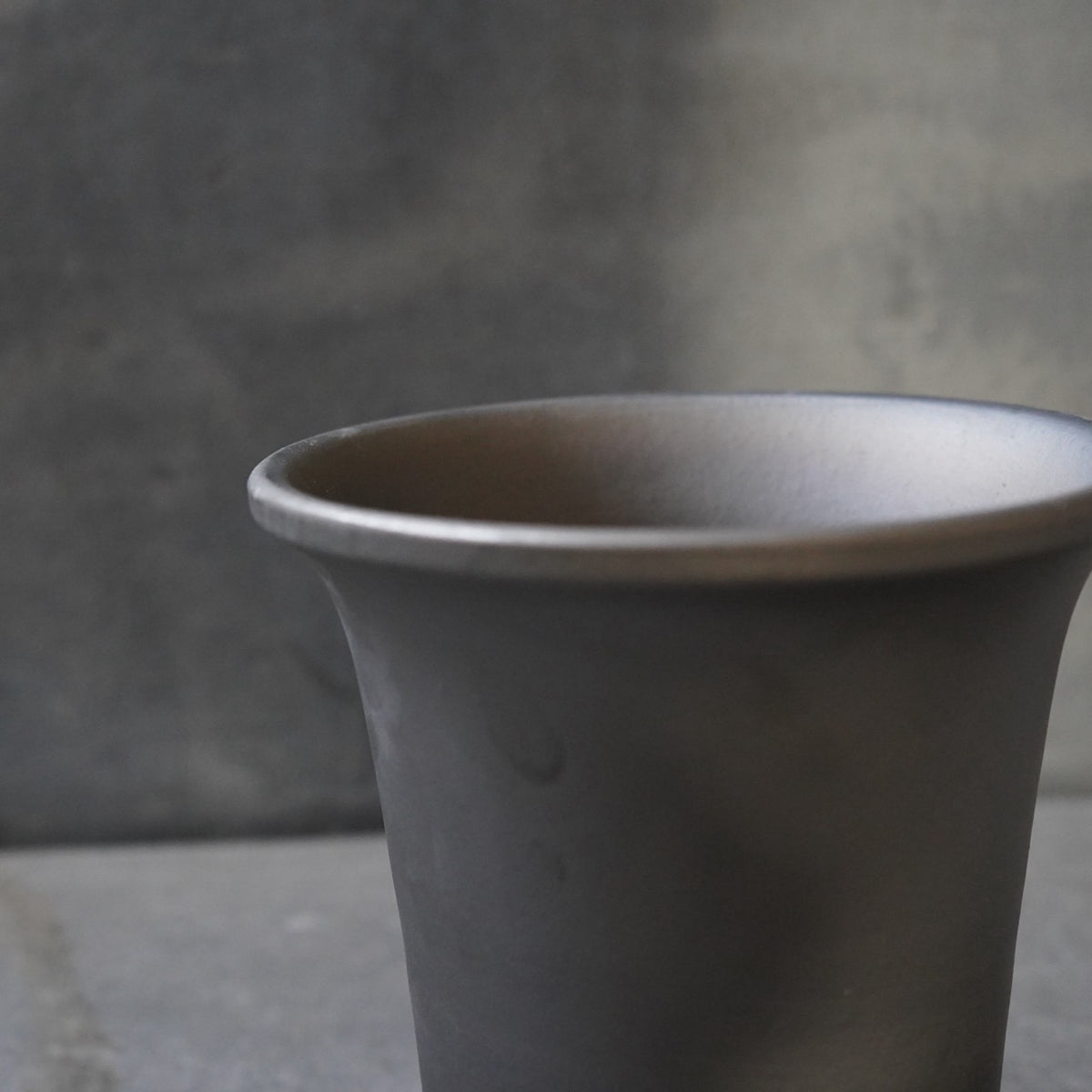 SMOKED PLANTER A H15