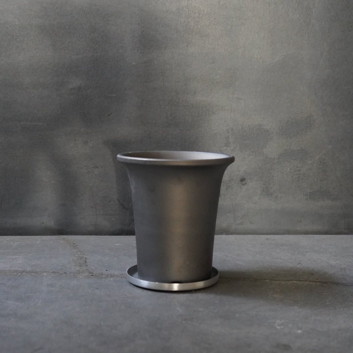 SMOKED PLANTER A H15