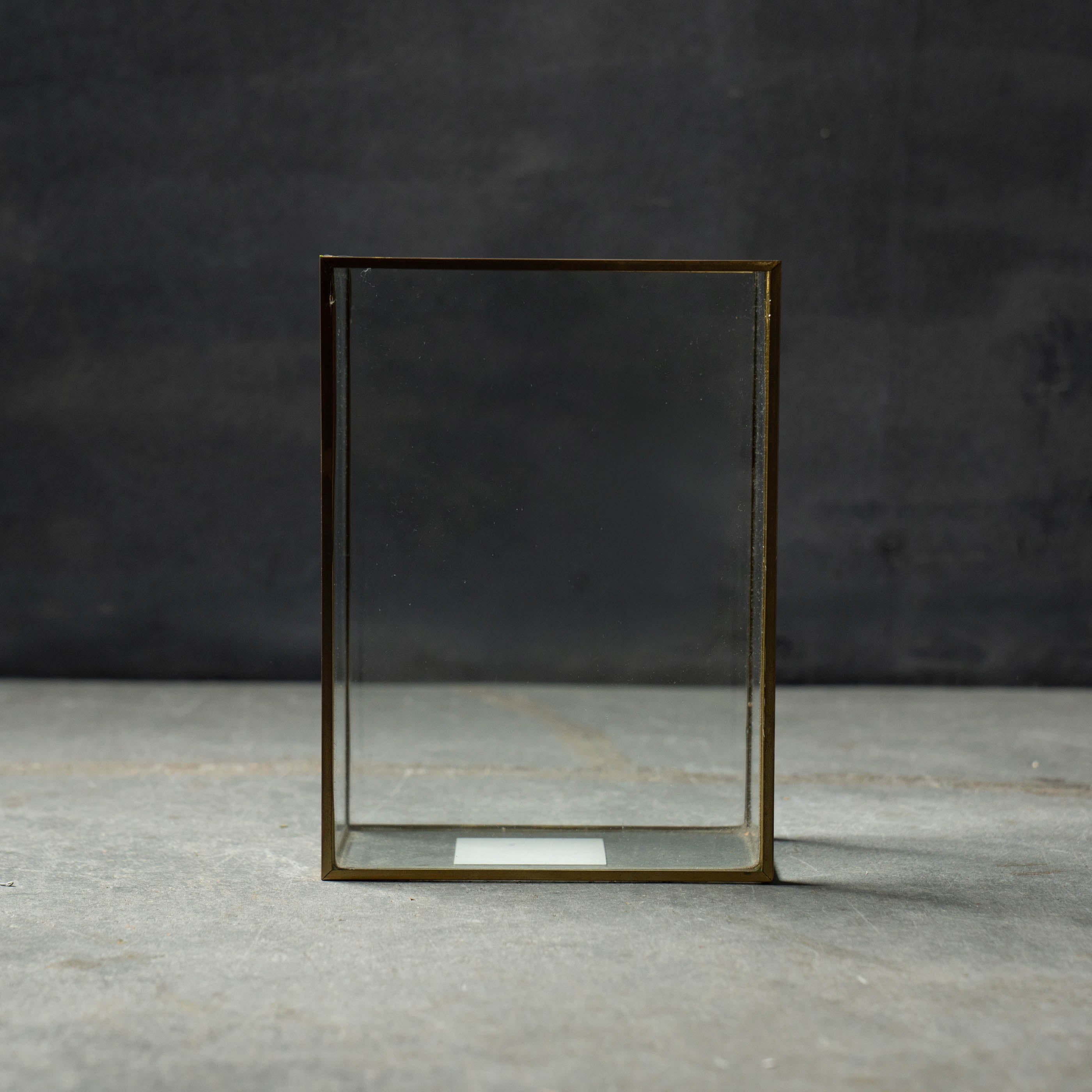 ゴールドスクエアガラス花器