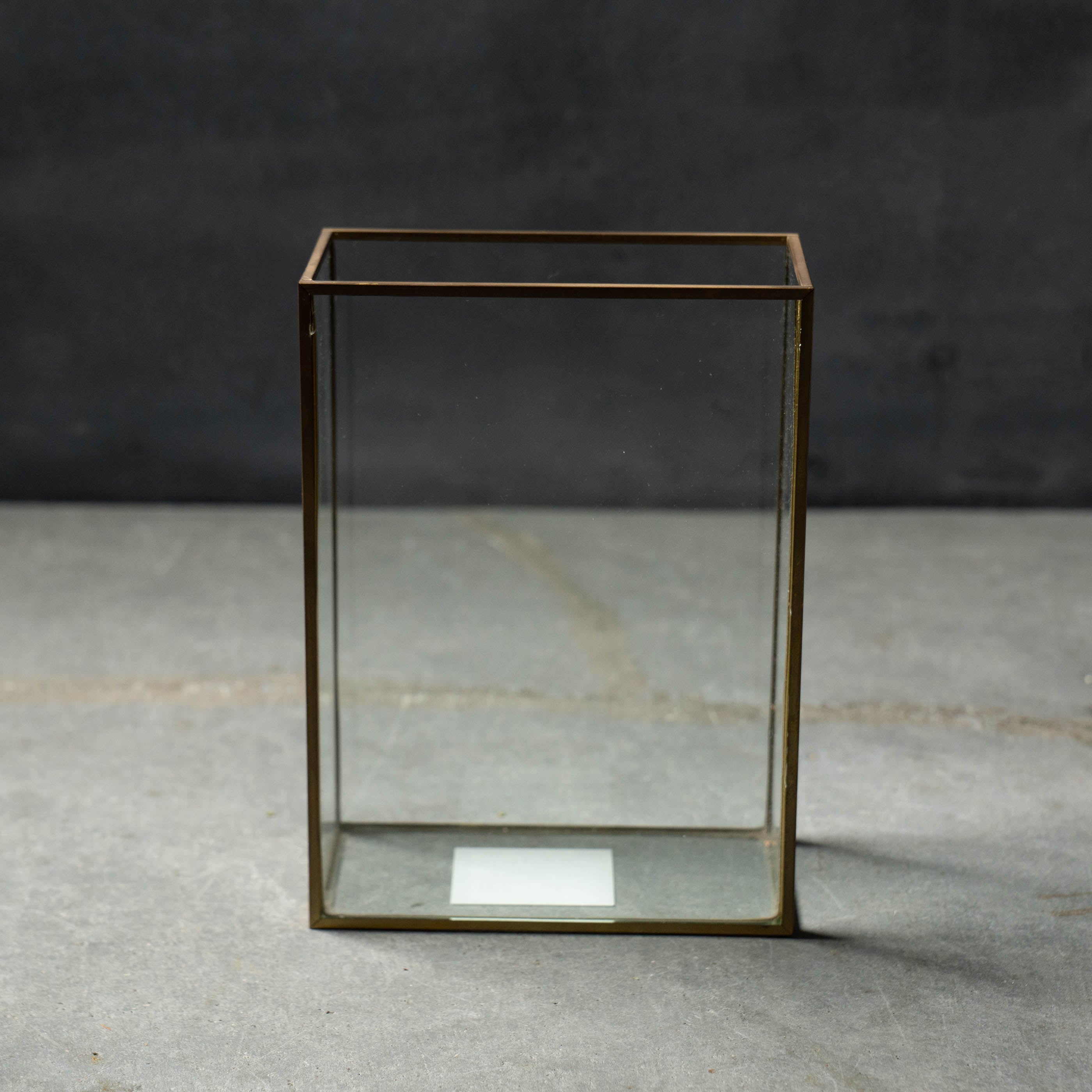 ゴールドスクエアガラス花器