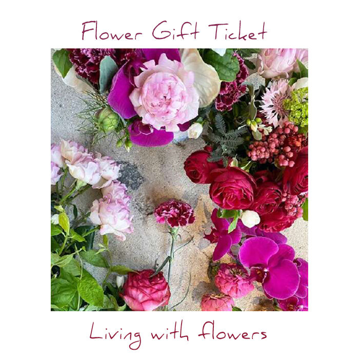 Flower Gift Ticket~5000円 iselyセレクトの花瓶&季節の切花3回お届け~Petit