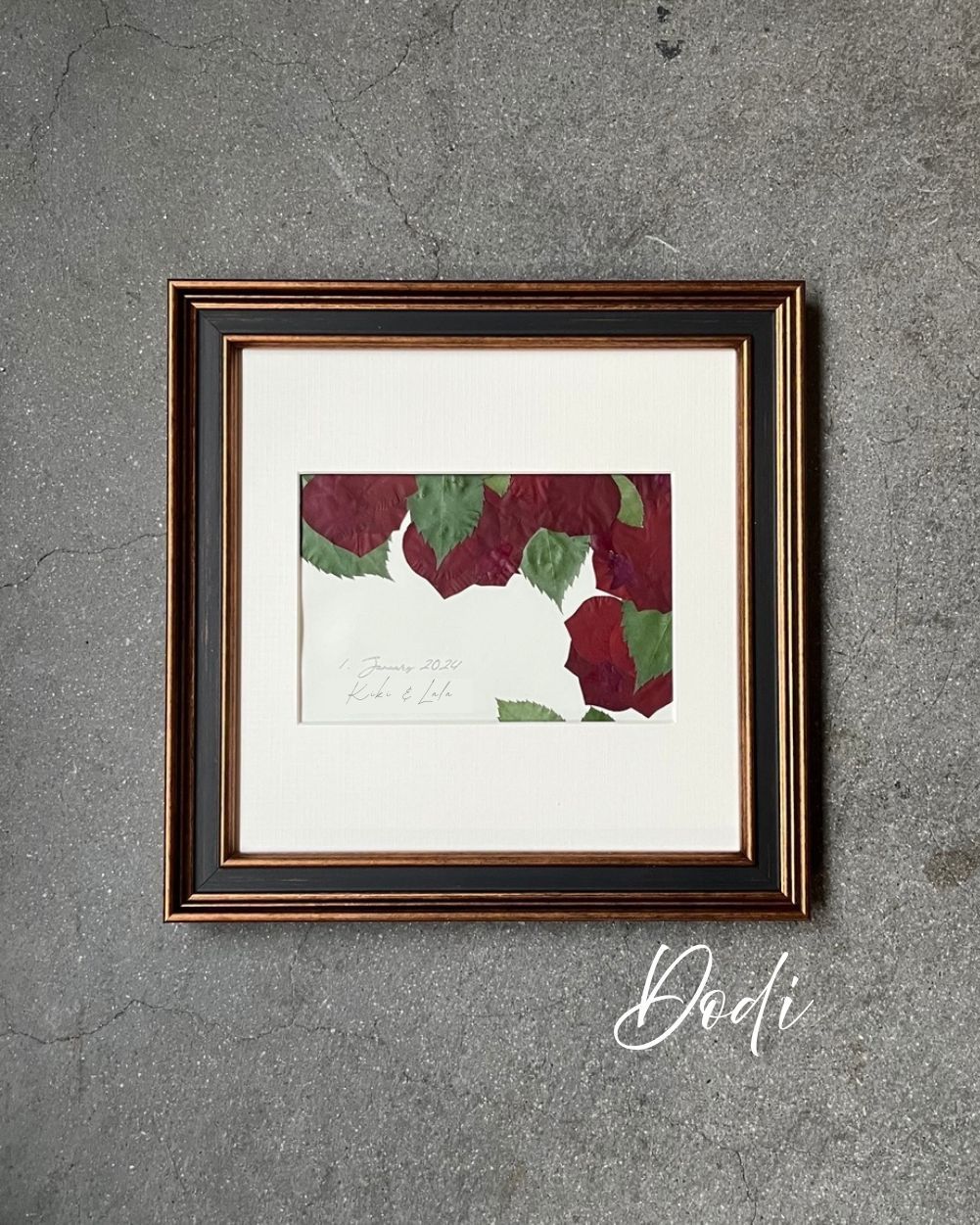 東京・大阪・奈良 持ち込み可】《赤バラ専用》17種の額縁から選べる