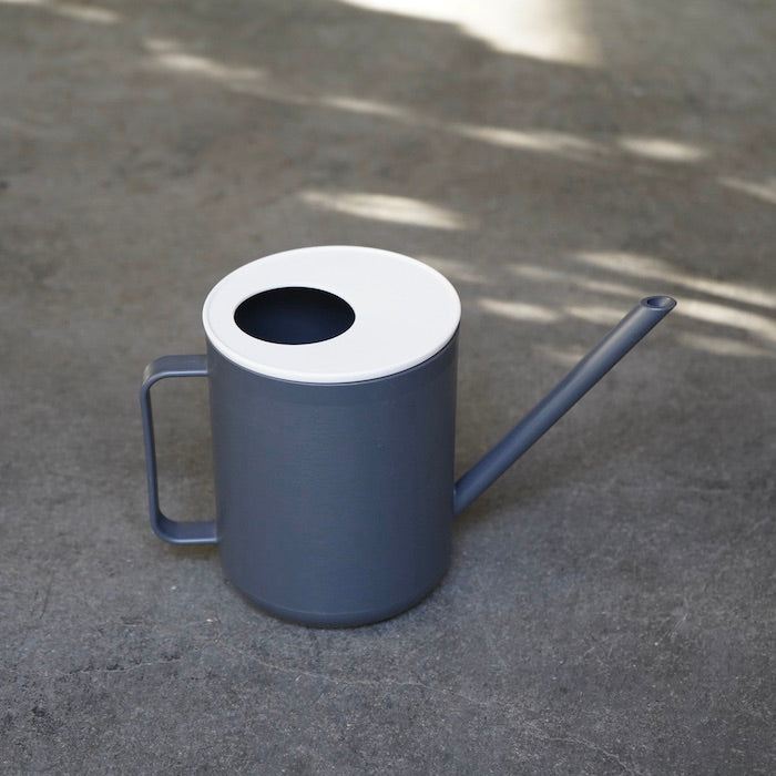 ジョウロフラワーアレンジメント         フラワーギフト 花  生花  プレゼント ギフト 祝い 高級 オシャレ おしゃれ アレンジメント じょうろ