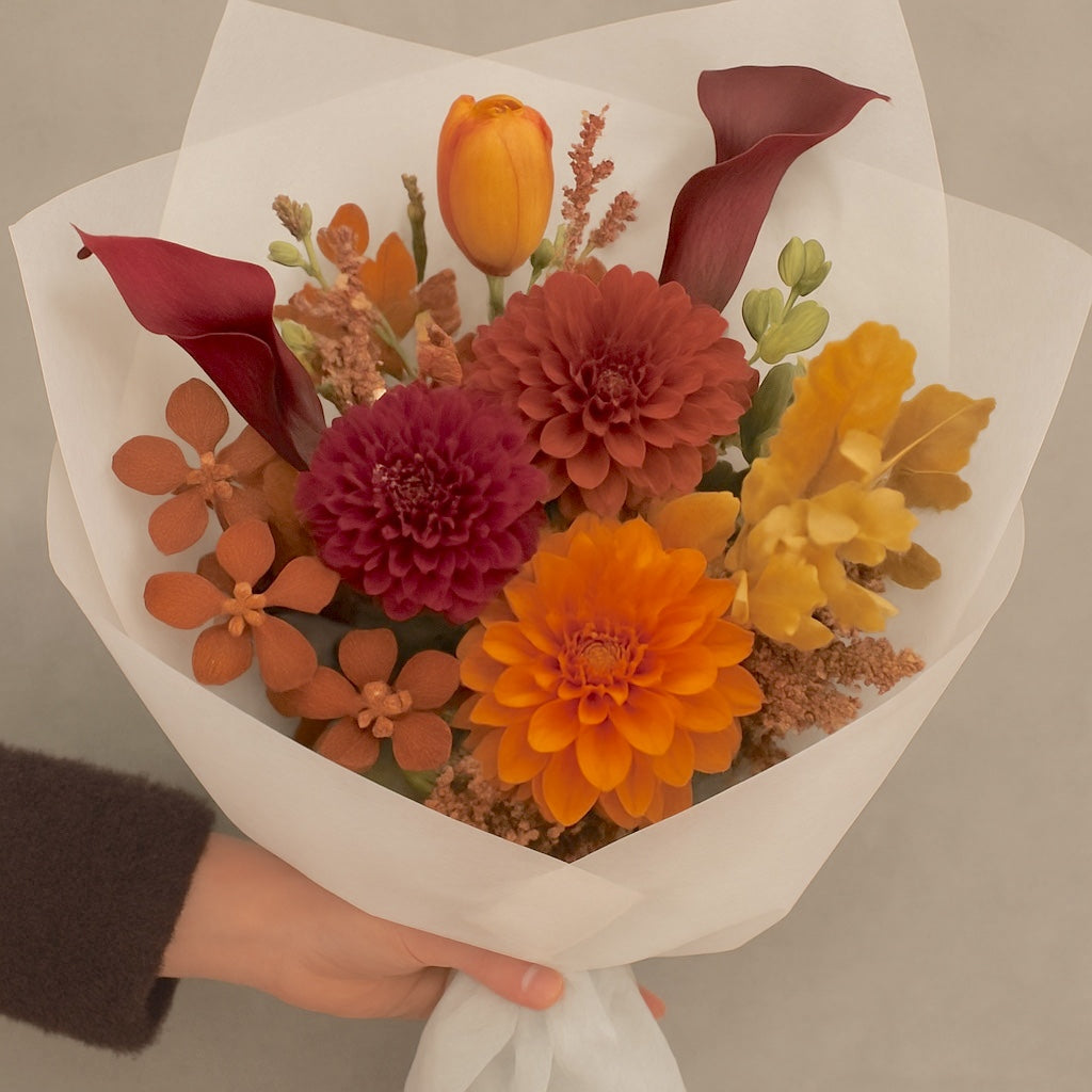 【転職・退職などの送別用におすすめ】秋のおまかせ華やかブーケ Mサイズ
