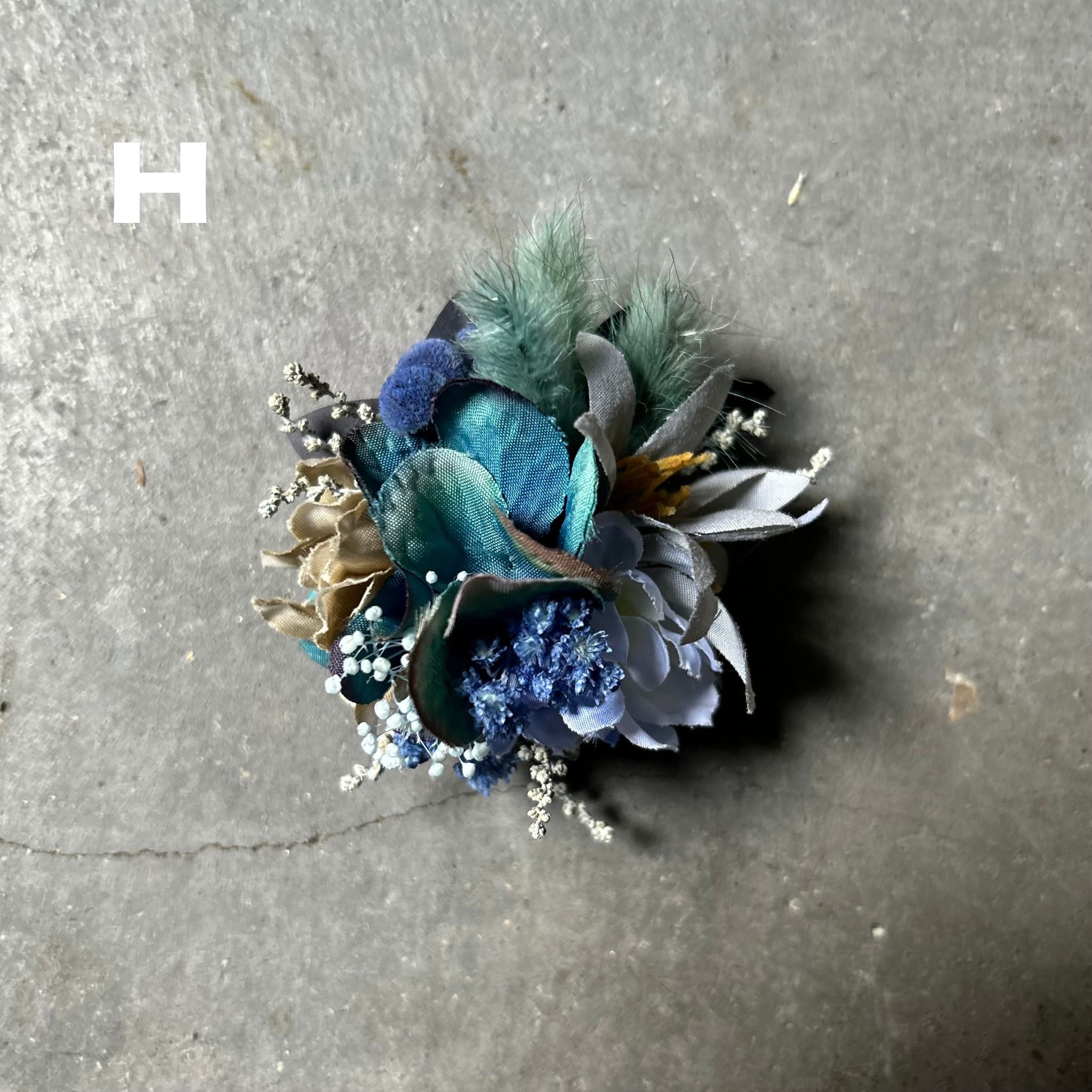 《入学式・卒業式にもおすすめ》プリザーブドフラワーコサージュ