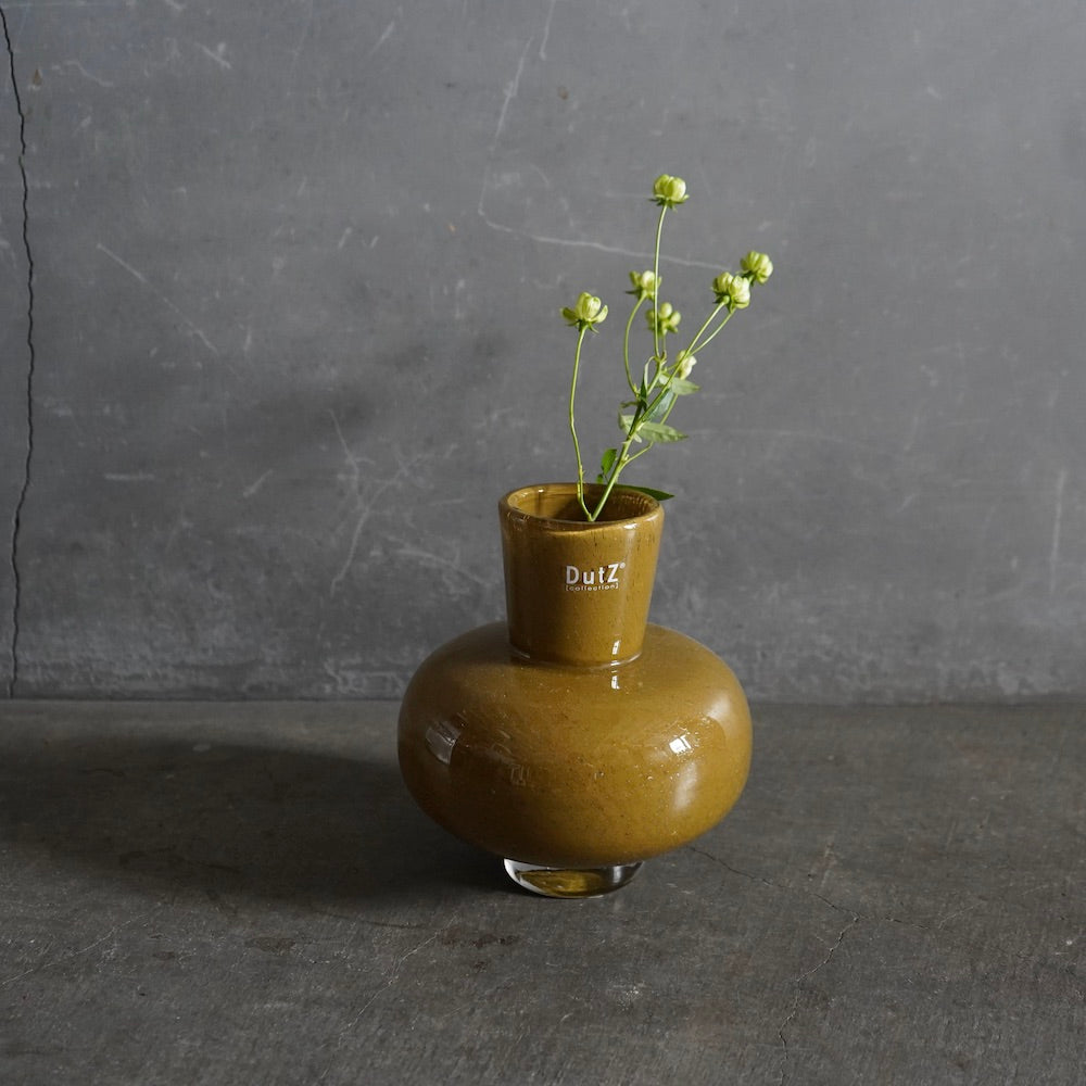 DutZ Collection ガラスベース VASE MODEST DARK CHEDDAR