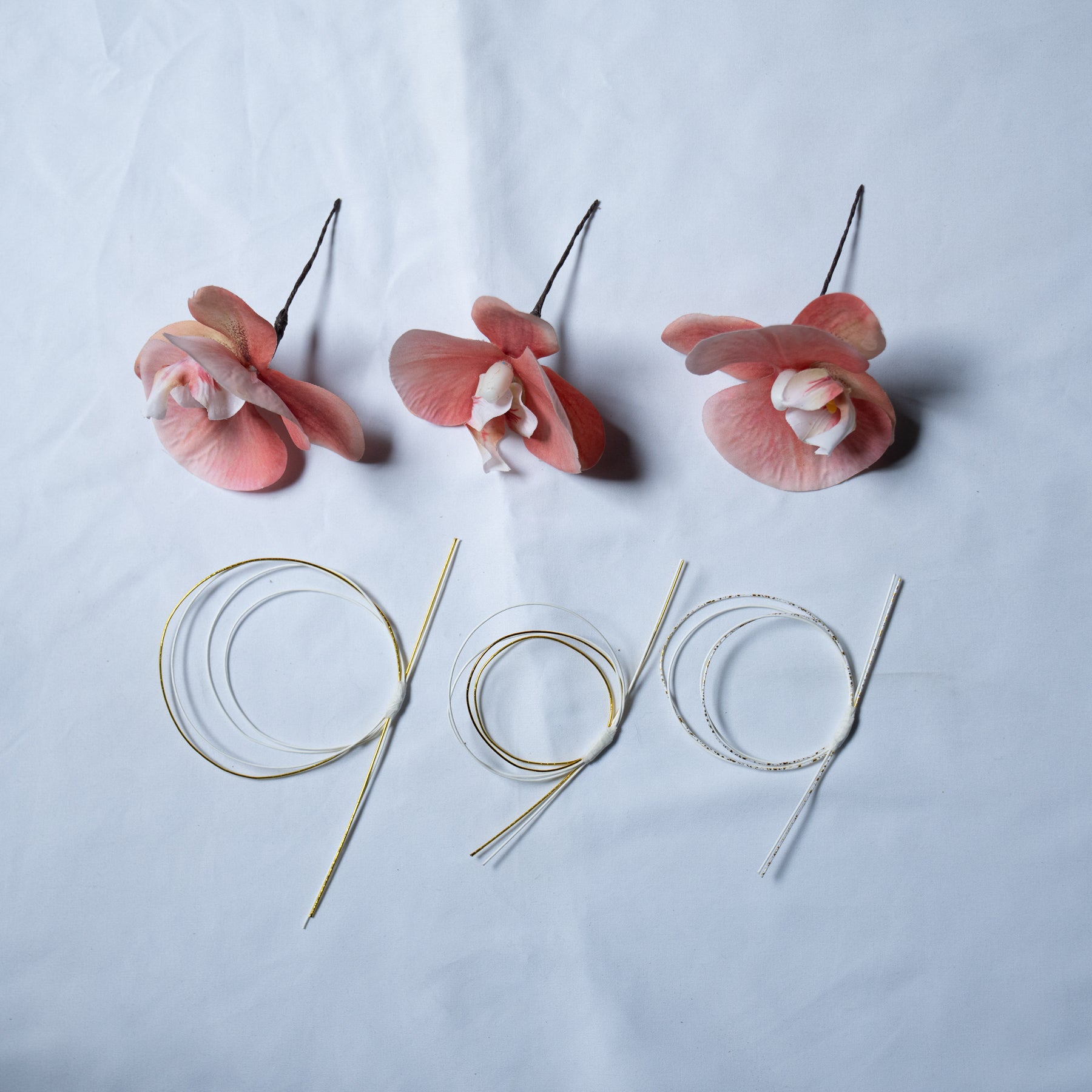 《前撮りや卒業式にもおすすめ》胡蝶蘭×水引のヘッドフラワー pink