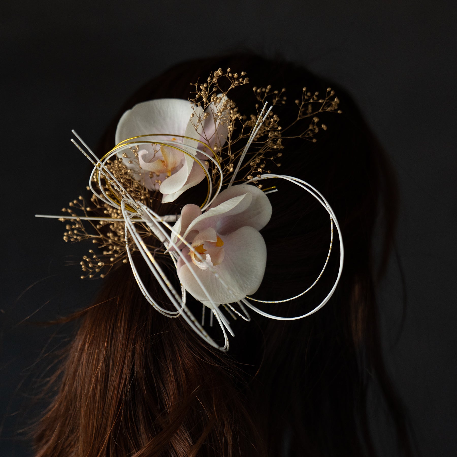 《成人式や前撮りにもおすすめ》胡蝶蘭×水引×ゴールドのヘッドフラワー