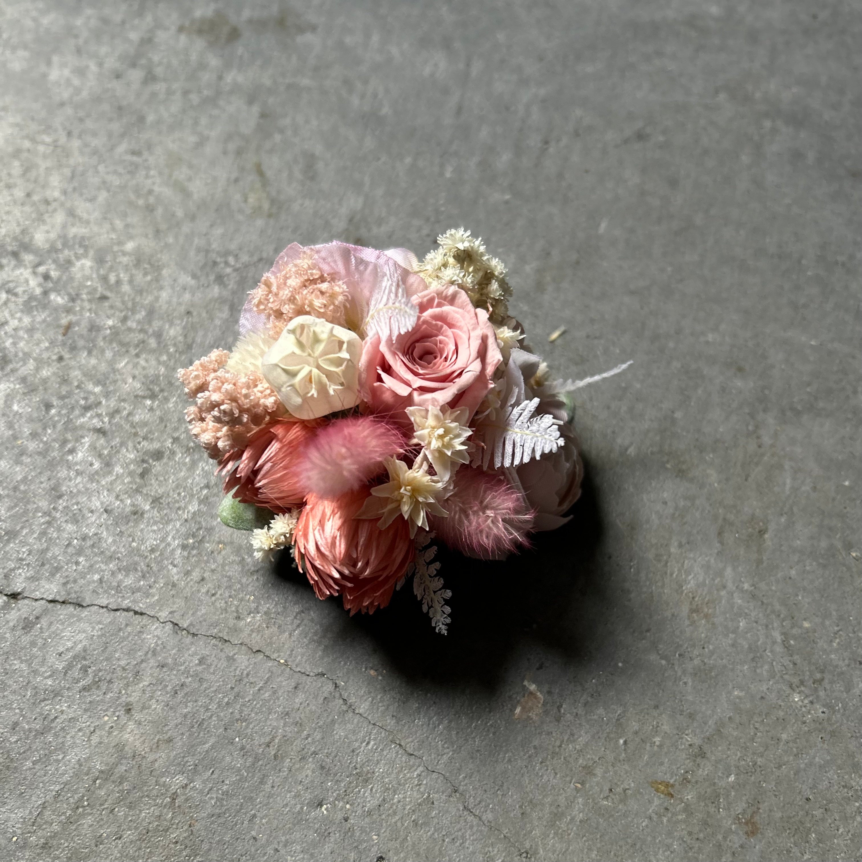 《入学式・卒業式にもおすすめ》プリザーブドフラワーコサージュ