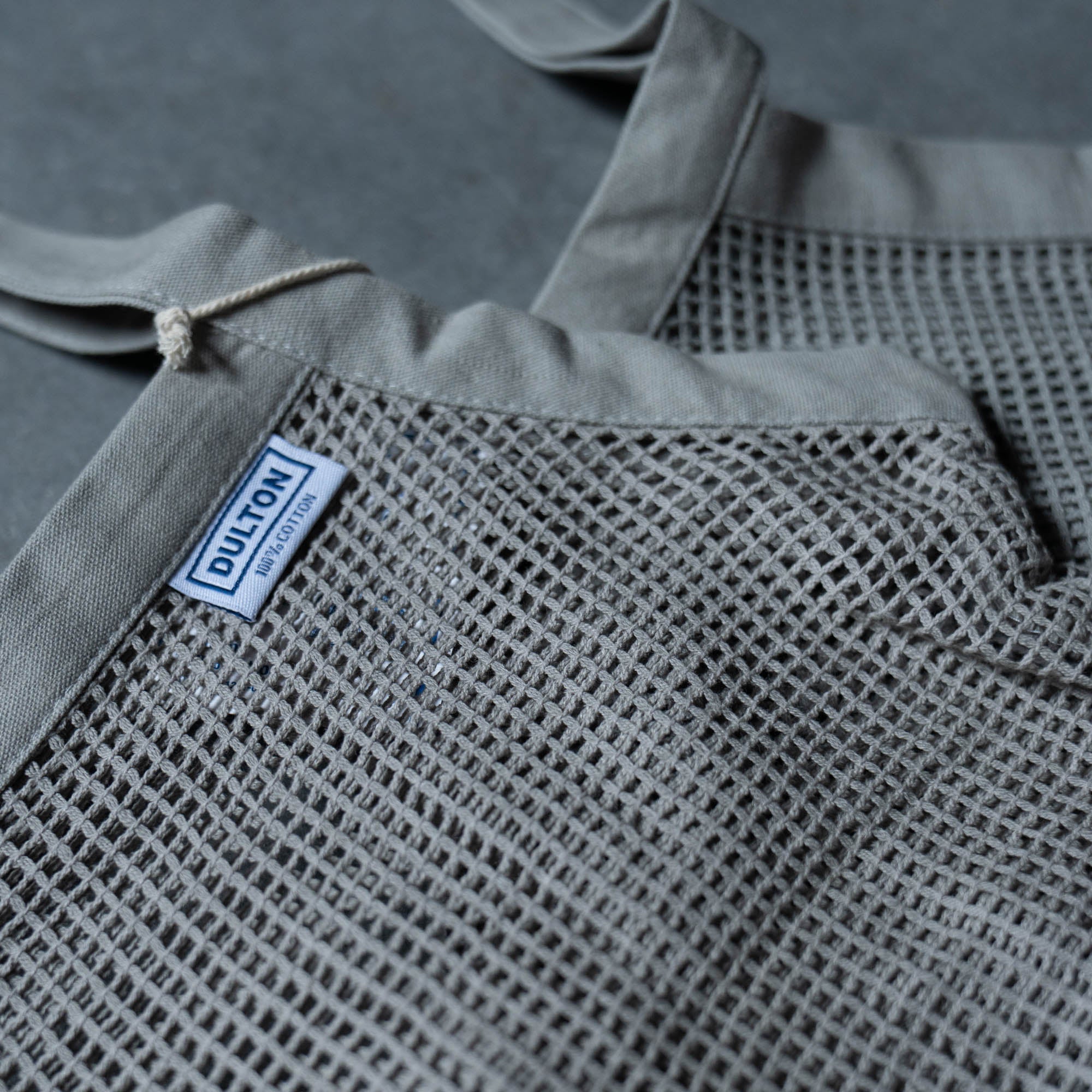 《母の日ギフトにおすすめ》コットンバッグ× 季節のおまかせ生花ブーケSET