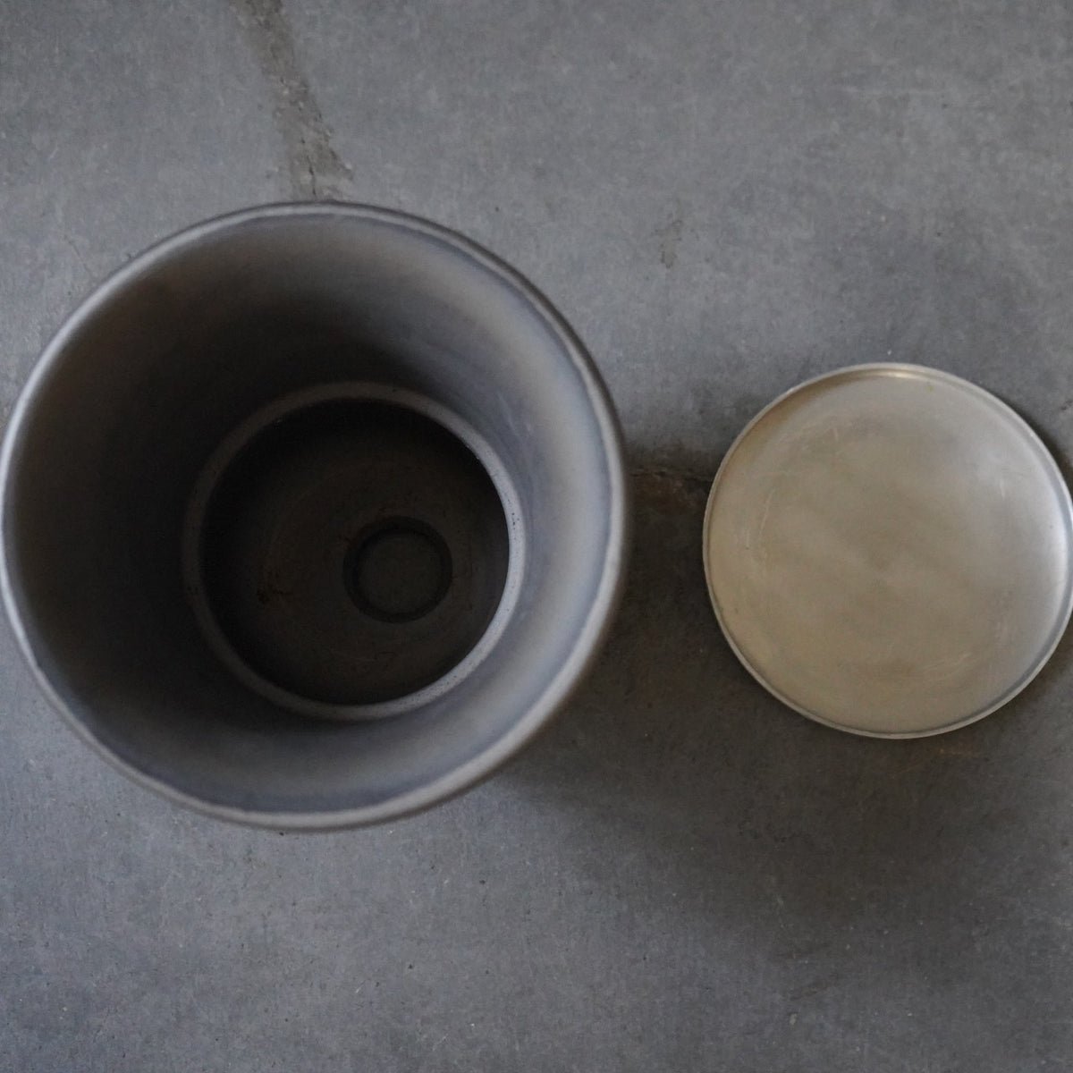 SMOKED PLANTER A H15