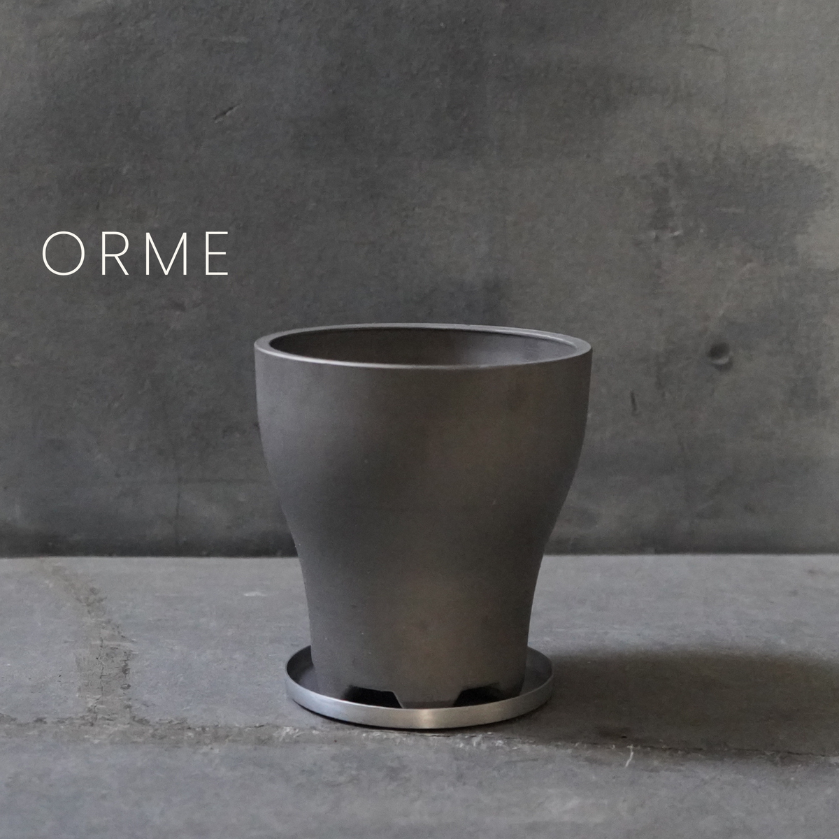 SMOKED PLANTER C H13