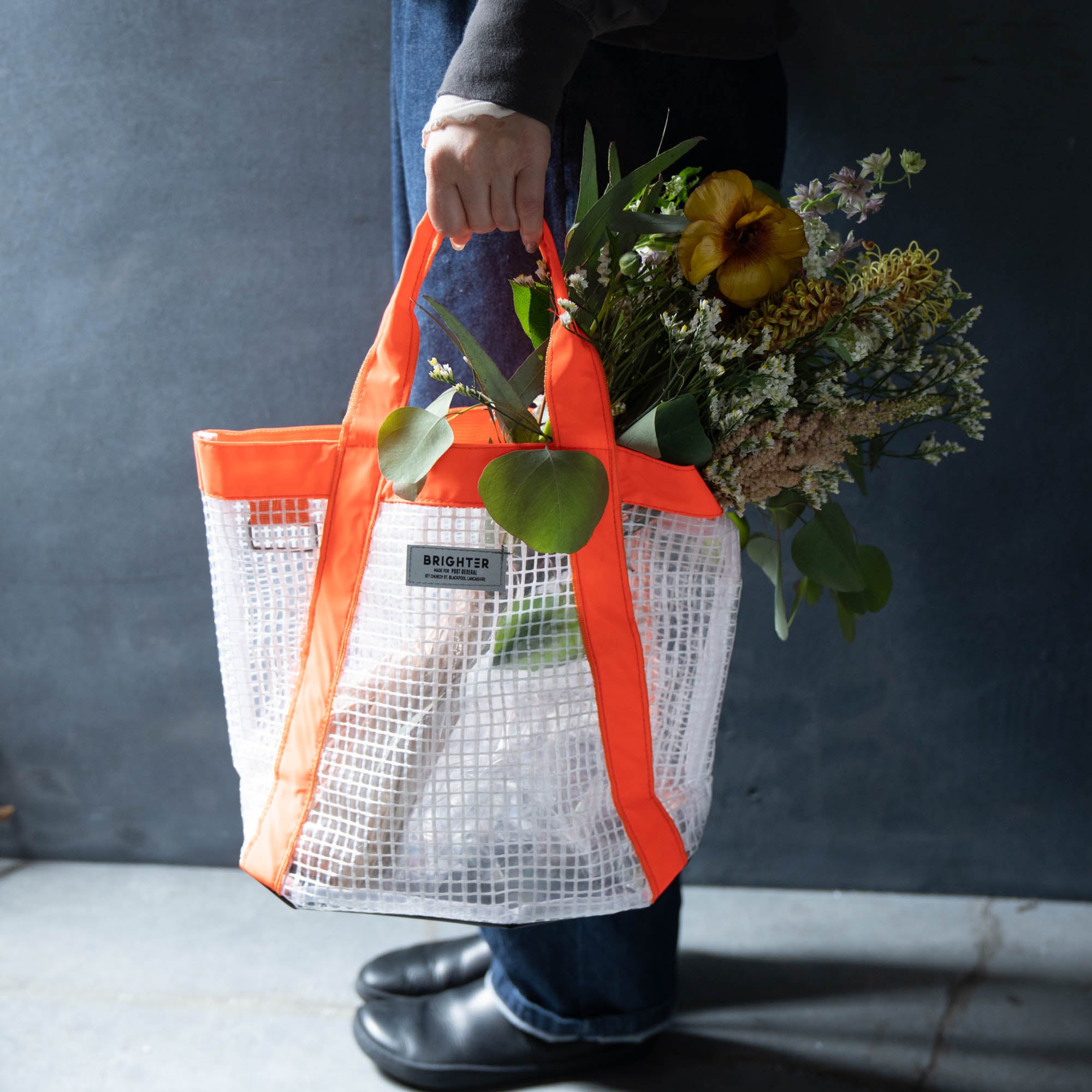 《母の日ギフトにおすすめ》ティーシートート ブライター× 季節のおまかせ生花ブーケSET