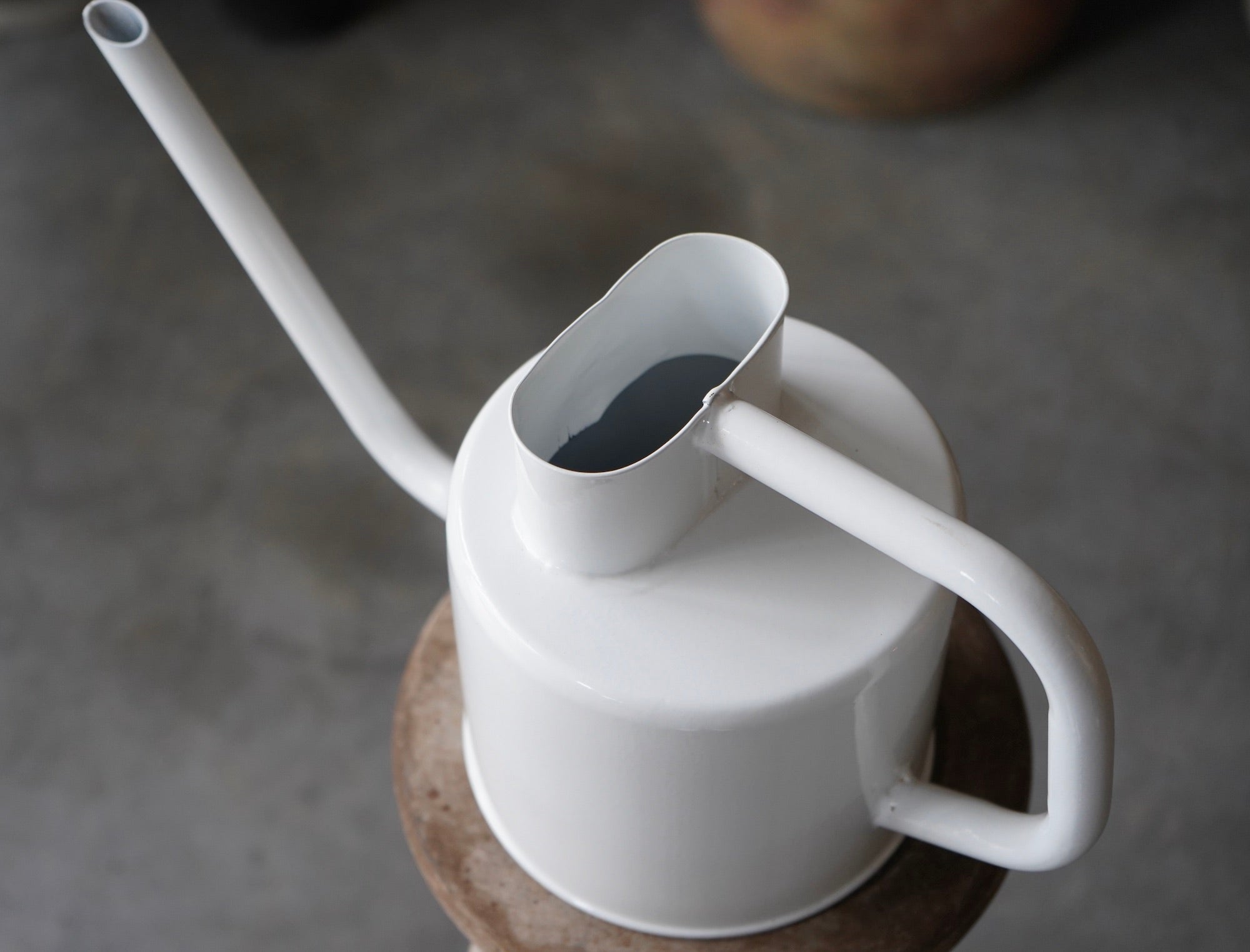 スチールジョウロ1.7L　ホワイト　　じょうろ ガーデニング 水やり 植物 インテリア 花 雑貨 高級 オシャレ おしゃれ プレゼント ギフト 祝い